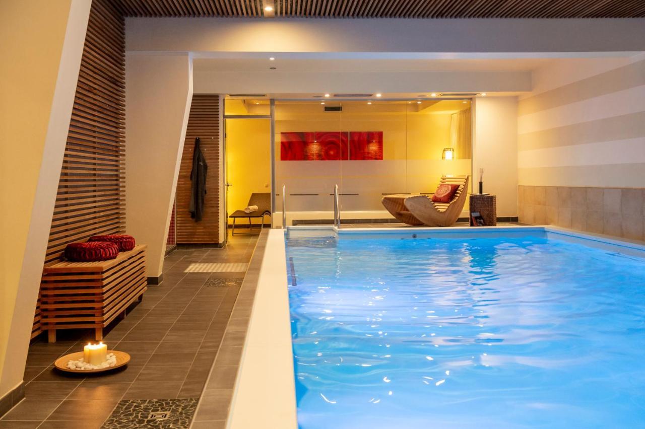 Landhotel Postwirt กราเฟอเนา ภายนอก รูปภาพ